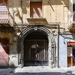 Casa Ue\' Ue\' - Piazza Dante