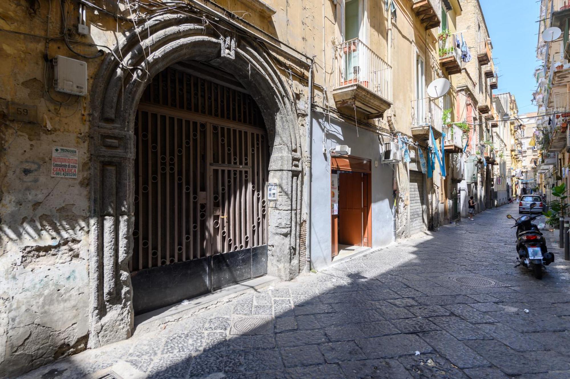 Apartment Casa Ue' Ue' - Piazza Dante Naples